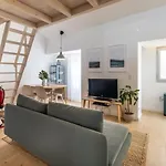 Carol House نازاريه