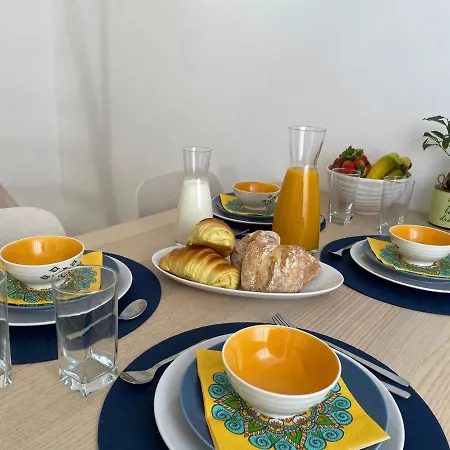 Carol House * 纳扎雷